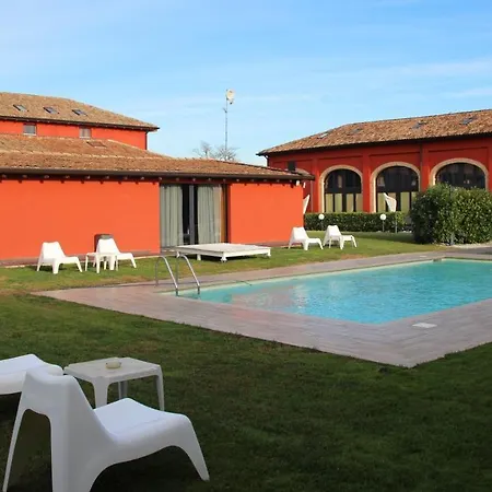 Corte Di Frara Apartahotel Parma