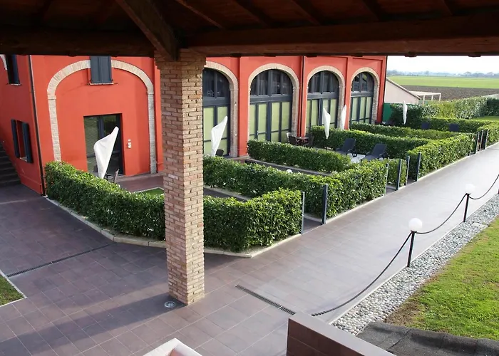 Corte Di Frara Apart Otel 4*