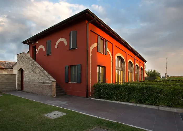 Corte Di Frara Apart Otel Parma