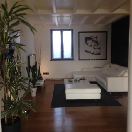 Corte Di Frara Aparthotel 3*