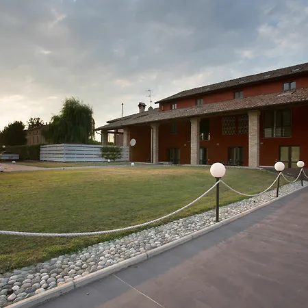 Apart-hotel Corte Di Frara