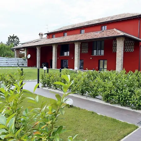 Lägenhetshotell Corte Di Frara