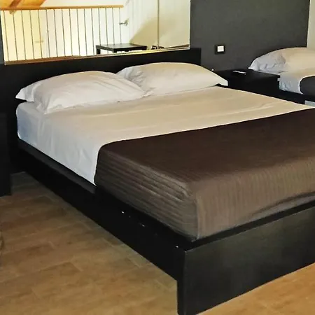 Corte Di Frara Aparthotel Parma
