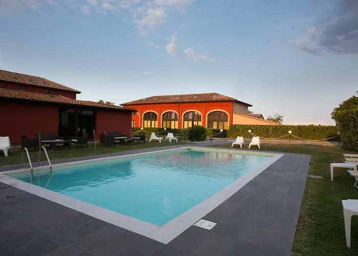 מלון דירות Corte Di Frara 4*